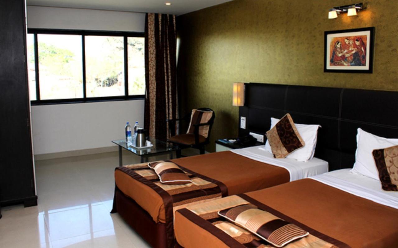 Hotel Princess Park Daman Exteriör bild